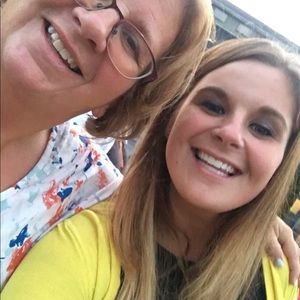 Meet your Posher, Melissa